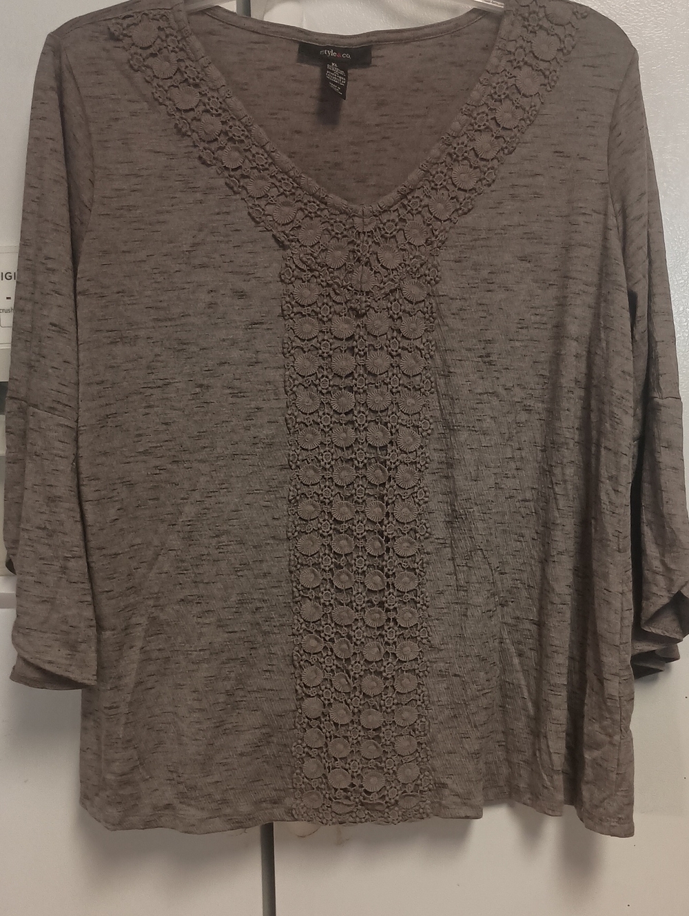 Style & Co. Taupe Crochet-Trim V-Neck Long Sleeve Top. Women's Size Xl